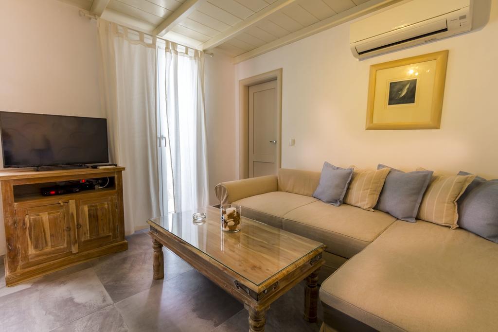 Lavish Suites Agios Ioannis Diakoftis Exterior foto