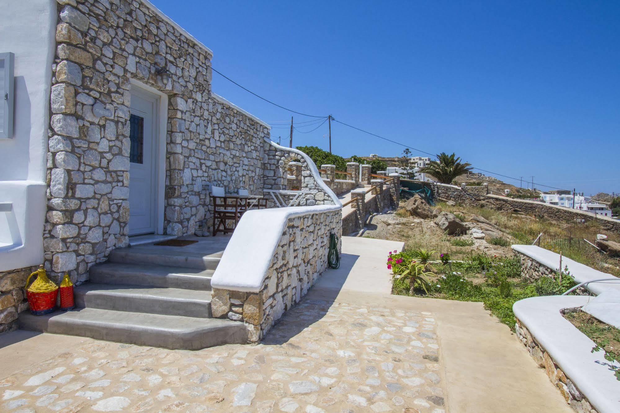 Lavish Suites Agios Ioannis Diakoftis Exterior foto