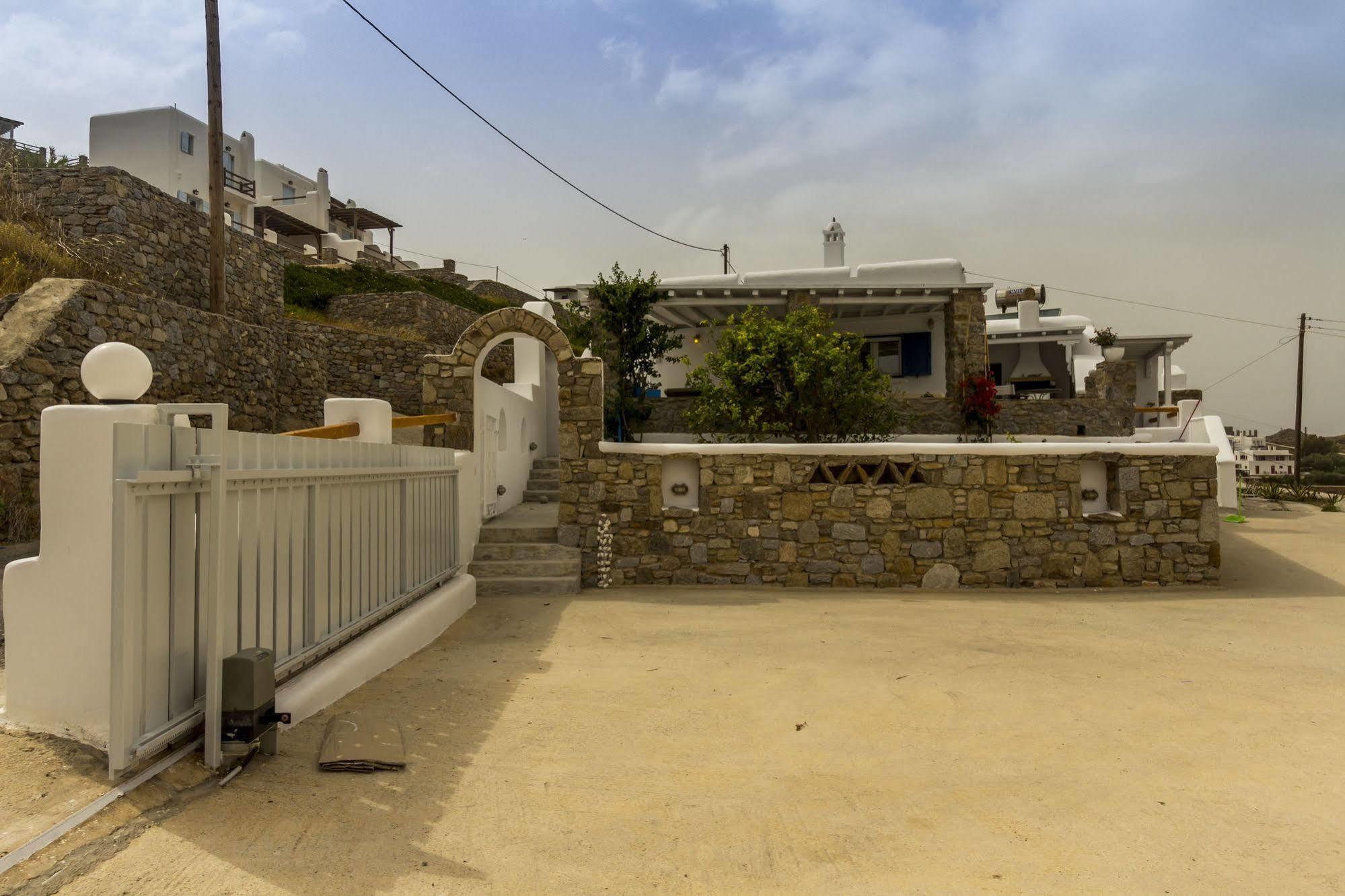 Lavish Suites Agios Ioannis Diakoftis Exterior foto