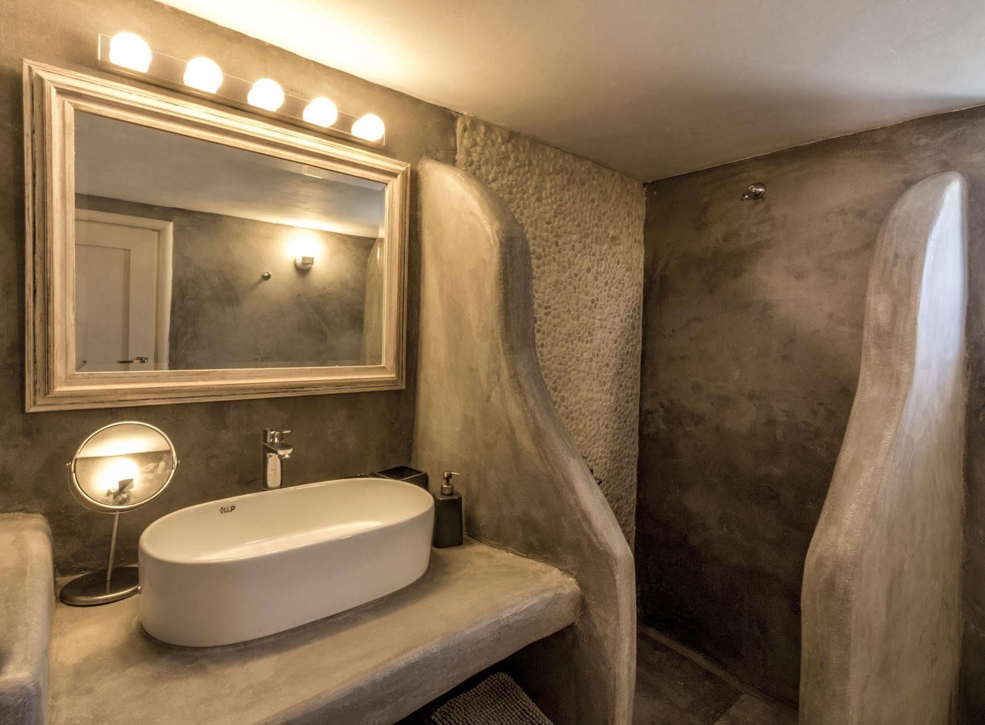 Lavish Suites Agios Ioannis Diakoftis Exterior foto